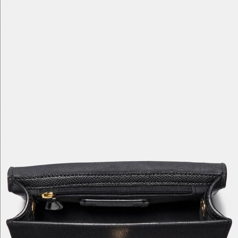 LAST ONE ! Coach Mini Cross Body Model F31387 - Picture 3 of 8